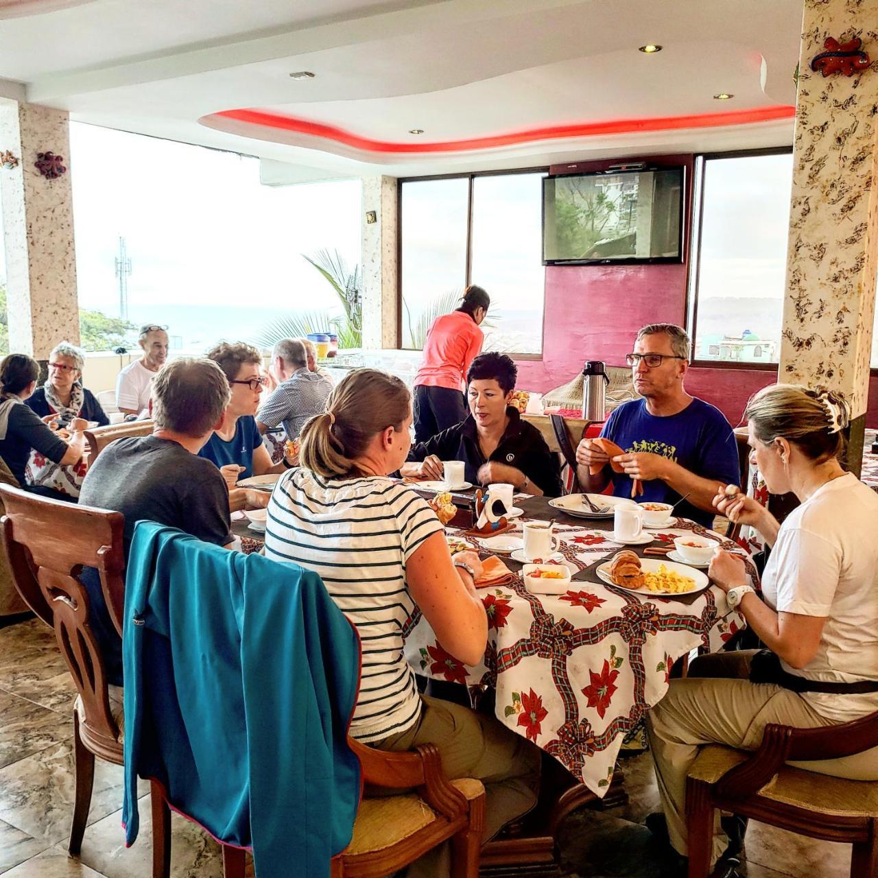 Bed and Breakfast Galapagos Eco Friendly Пуерто-Бакерісо-Морено Екстер'єр фото